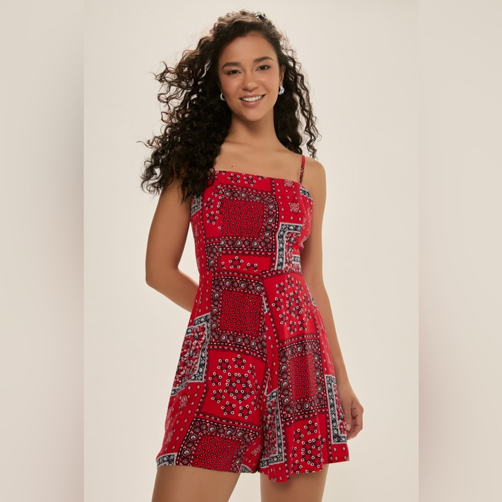 NWT Francesca’s Red Bandana Print Romper – Size Medium